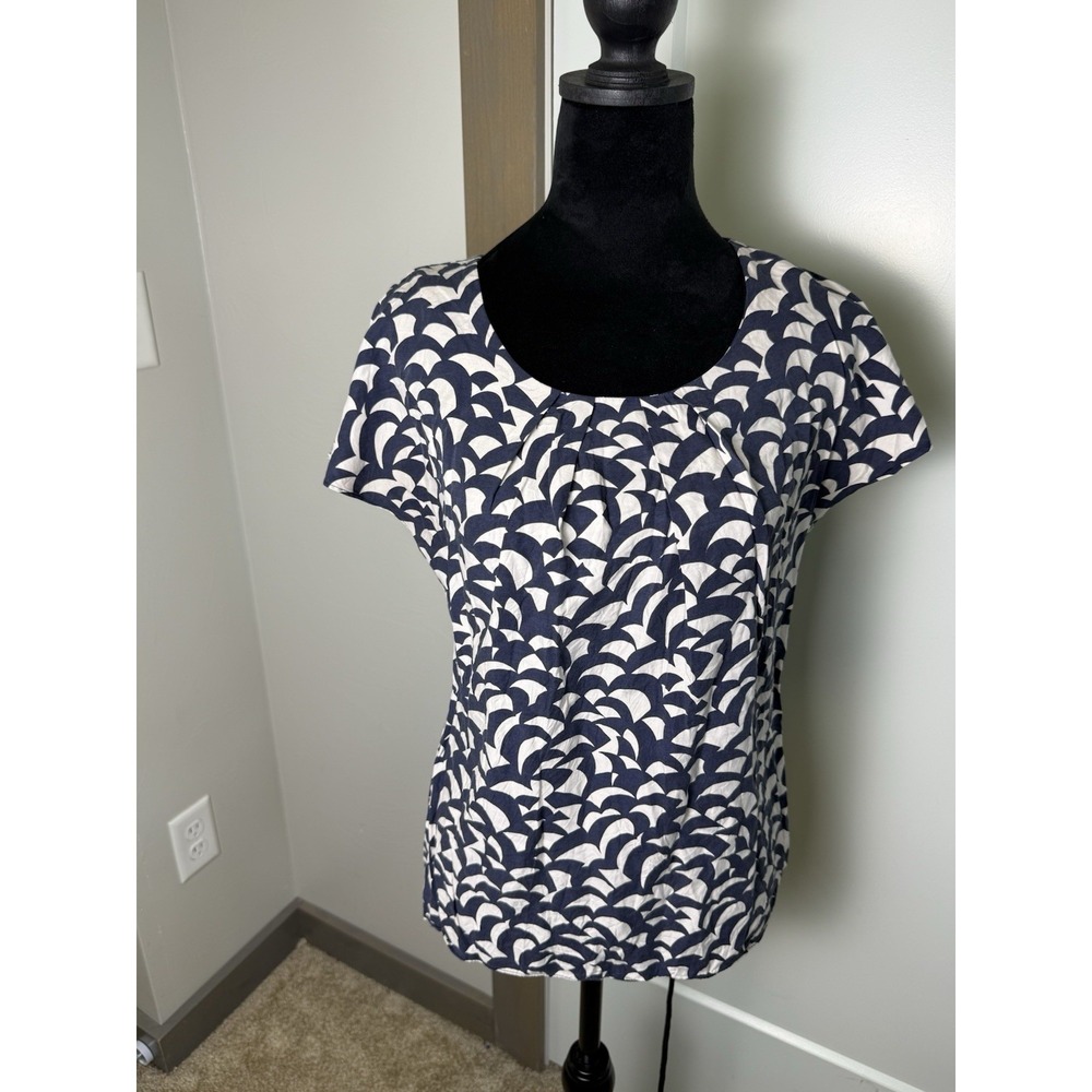 Boden Women's Silk Blend Floral Cap Sleeve Blouse Navy White Front Pleated 6